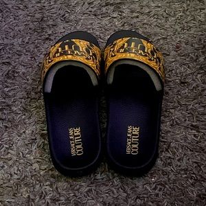 Versace Slides